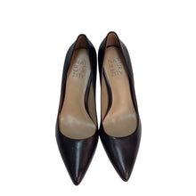 Load image into Gallery viewer, Naturalizer Anna Black Pump Heels Size 6.5