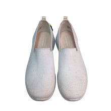 Load image into Gallery viewer, Skechers Stretch Fit Slip On Shoes Size 8 NWT