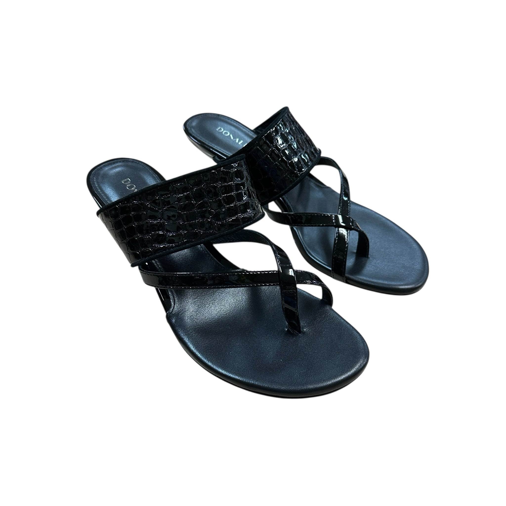 Donald Pliner "Louka" Size 7 Black Heels