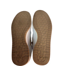 Load image into Gallery viewer, Tretorn Kristine Retro Sneakers Size 10