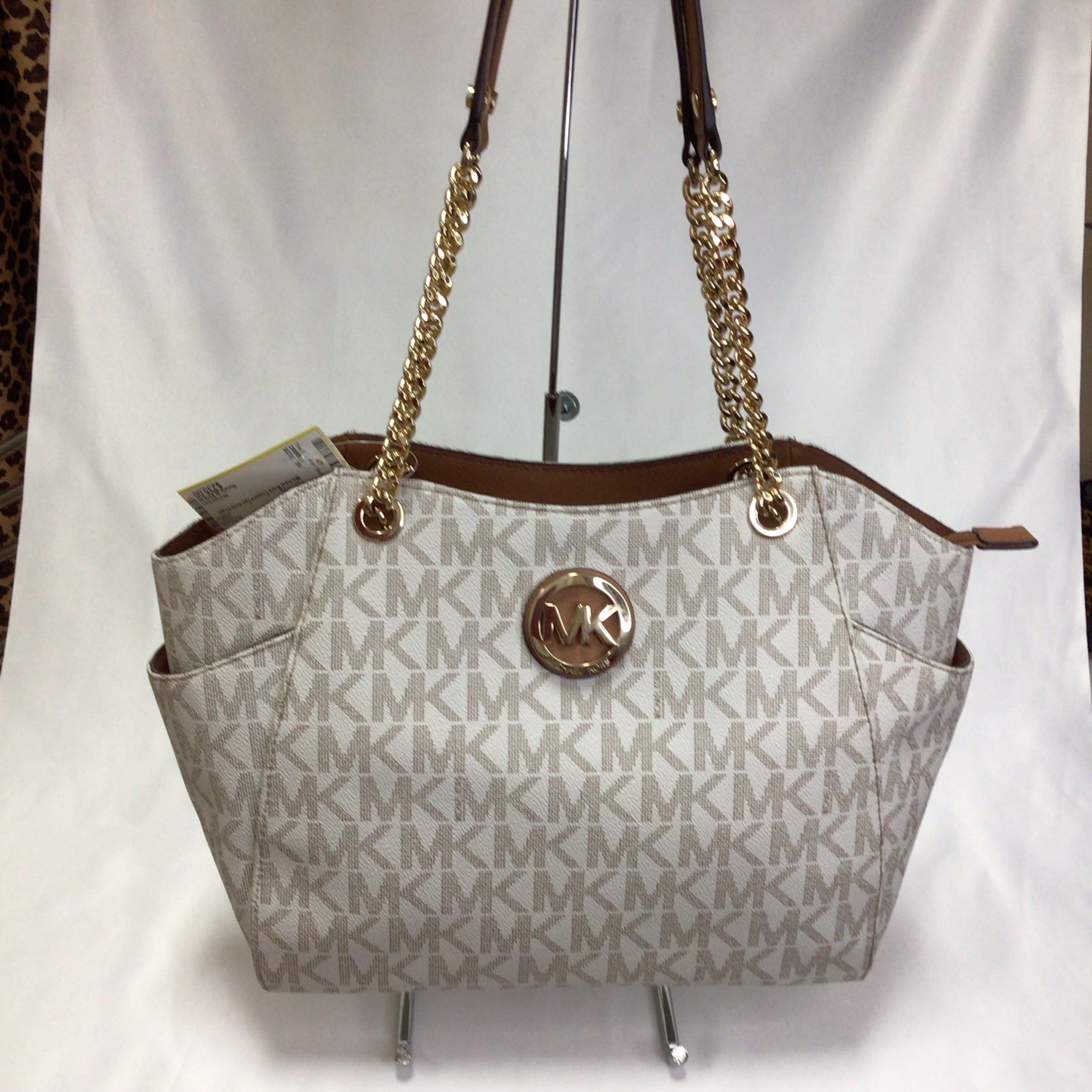 Michael Kors Signature Cream Jet Set Chain Shoulder Bag