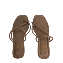 Load image into Gallery viewer, Dolce Vita Leanna Slide Sandals Tan Size 7.5