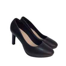 Load image into Gallery viewer, Clarks Amber Joy Black Leather Heels Size 6.5