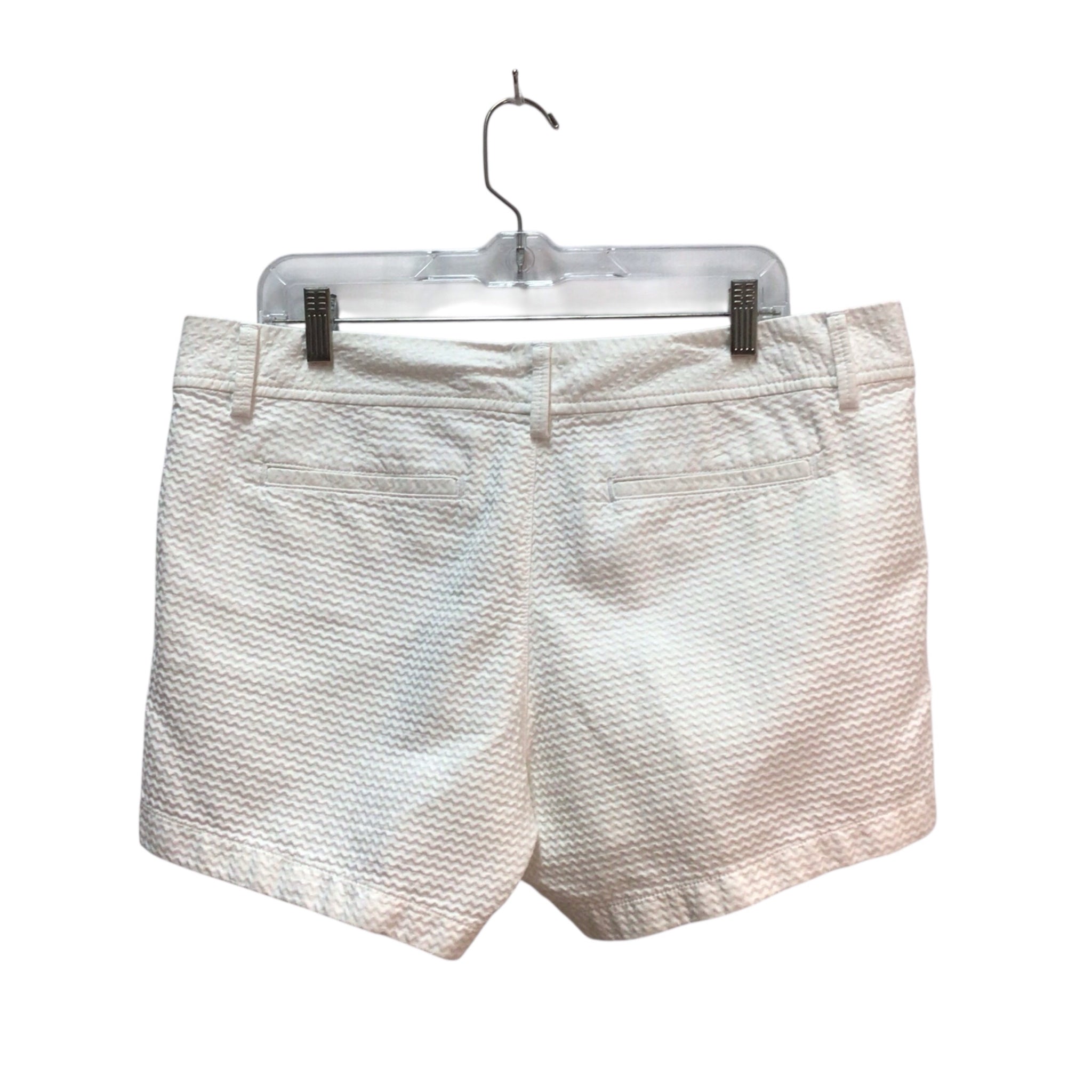 Lily Pulizter White Wave Shorts Size 14