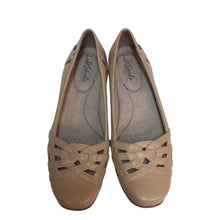 Load image into Gallery viewer, Lifestride Soft System Flats Size 8.5