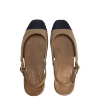 Load image into Gallery viewer, Vionic Tan and Black Flat Shoes Size 7