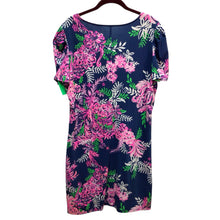 Load image into Gallery viewer, Lilly Pulitzer Short Sleeve Aleece Oyster Bay Dress Size XL