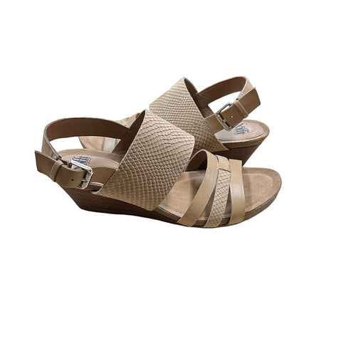 Sofft Women's Wedge Sandals Tan - Size 10 M