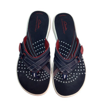 Load image into Gallery viewer, Clarks Cloudsteppers Sandals Size 8