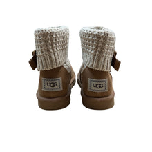 Load image into Gallery viewer, UGG Classic Solene Mini Bootie Chestnut/Beige Size 8