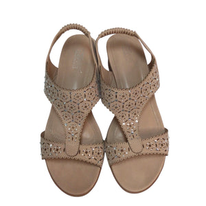 Shibever Wedge Heels Size 8