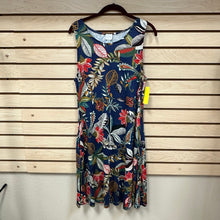 Load image into Gallery viewer, Cupio Sleeveless Floral Dress - Size Large