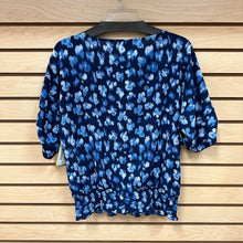 Load image into Gallery viewer, Michael Michael Kors Short Sleeve Top Size Medium