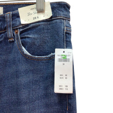 Load image into Gallery viewer, Abercrombie &amp; Fitch The Skinny High Rise Jeans Size 6 NWT
