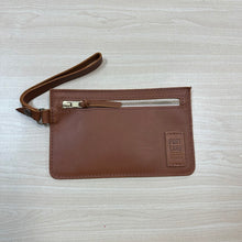 Load image into Gallery viewer, Portland Leather Adriana Pouch Cognac