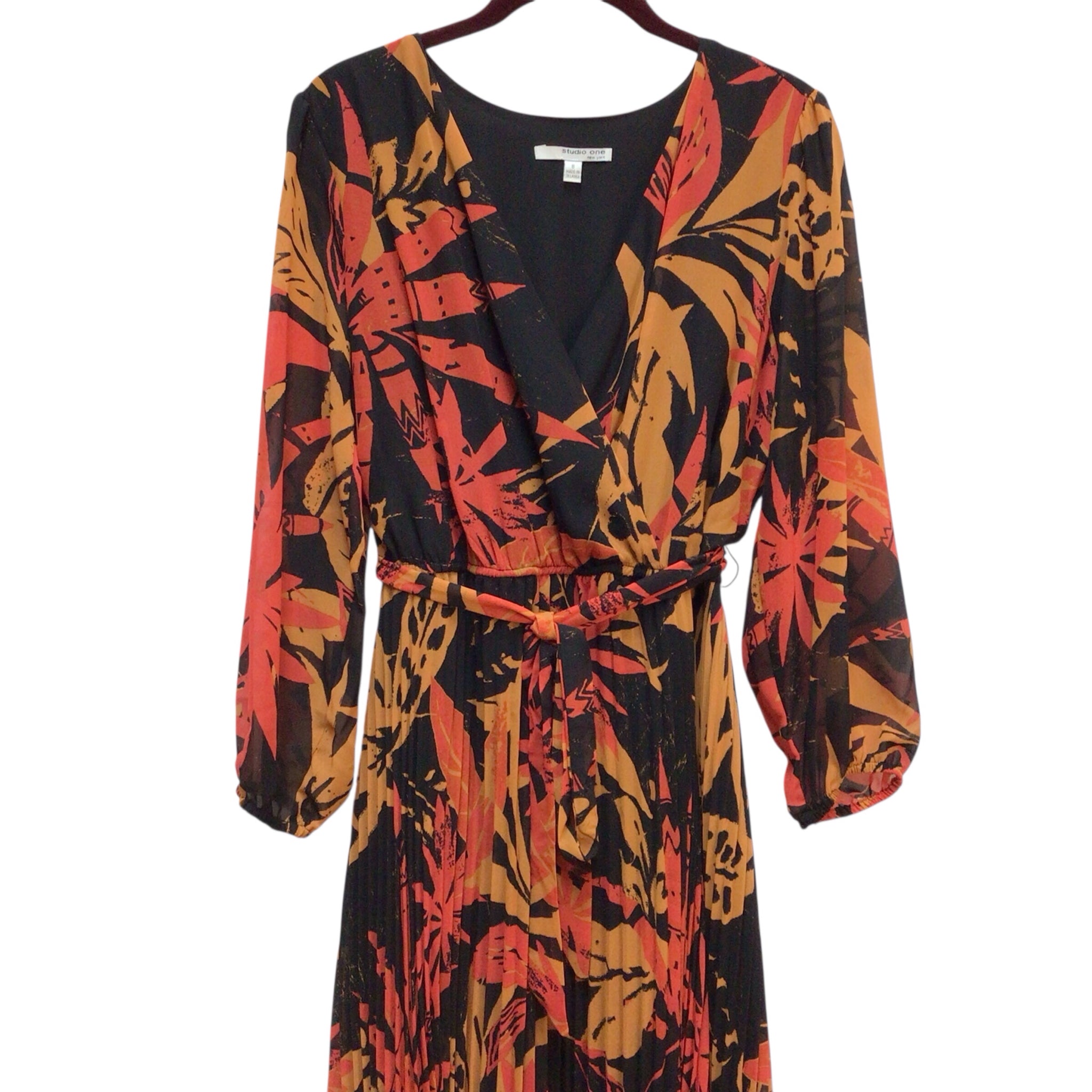 Studio One Dress Size 8 NWT