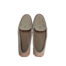 Load image into Gallery viewer, Donald Pliner Rebina Loafer Suede Sand Size 8