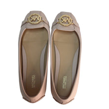 Load image into Gallery viewer, Michael Kors Blush Flat Shoes Size 9