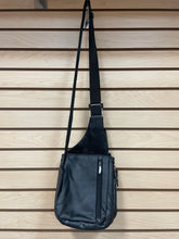 Load image into Gallery viewer, Travel On Crossbody Bag Black