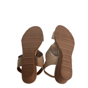 Shibever Wedge Heels Size 8