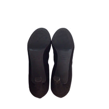 Load image into Gallery viewer, Stuart Weitzman Suede Black Heels Size 7/7.5 M