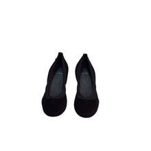 Load image into Gallery viewer, Stuart Weitzman Suede Black Heels Size 7/7.5 M