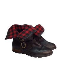 Load image into Gallery viewer, Sorel Major Moto Boots Size 7.5 Black