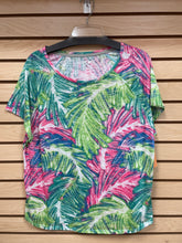 Load image into Gallery viewer, Reel Legends Women&#39;s  Short Sleeve Top Green And Pink Size 1X