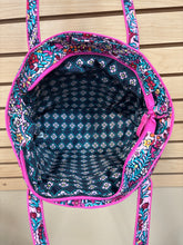 Load image into Gallery viewer, Vera Bradley Shoulder Bag Fuchsia