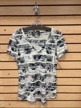 Load image into Gallery viewer, Dept 222 Short Sleeve Top Gray And White Size Petite Medium