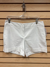 Load image into Gallery viewer, Apt.9 Shorts White Size 8