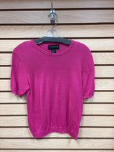 Load image into Gallery viewer, August Silk Short Sleeve Top Pink Size Medium