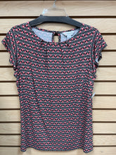 Load image into Gallery viewer, Liz Claiborne Short Sleeve Top Black And Pink Size Small