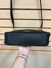 Load image into Gallery viewer, Michael Kors Crossbody Bag Black