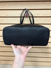 Load image into Gallery viewer, Guess Shoulder Bag Black