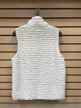 Load image into Gallery viewer, Betsey Johnson Sleeveless Vest White Size Medium