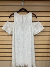 Load image into Gallery viewer, Lilly Pulitzer Short Sleeve Dress White Size Small