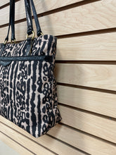 Load image into Gallery viewer, Coach Shoulder Bag Brown And Black