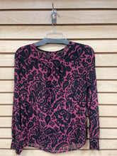 Load image into Gallery viewer, Loft Long Sleeve Top Black And Pink Size X-Small