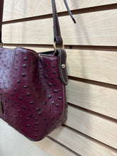 Load image into Gallery viewer, Dooney &amp; Bourke Crossbody Bag Burgandy