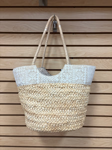 Sakroots Brave Beauty Artist Circle Wicker Shoulder Beach Tote Bag Large