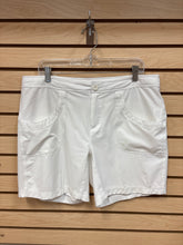 Load image into Gallery viewer, Reel Legends Shorts White Size 14