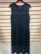 Load image into Gallery viewer, St. John Sleeveless Dress Black Size 12